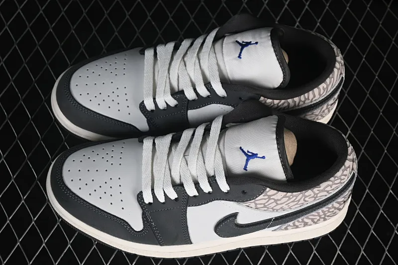 All categories Air Jordan Jordan series basketball shoes Air Jordan 1 Low Air Jordan 1 Low AJ1 Joe 1 white gray burst pattern low-top retro cultural basketball shoes IU2268-100